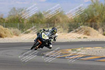 media/Nov-05-2022-SoCal Trackdays (Sat) [[f8d9b725ab]]/Turn 2 (1120am)/